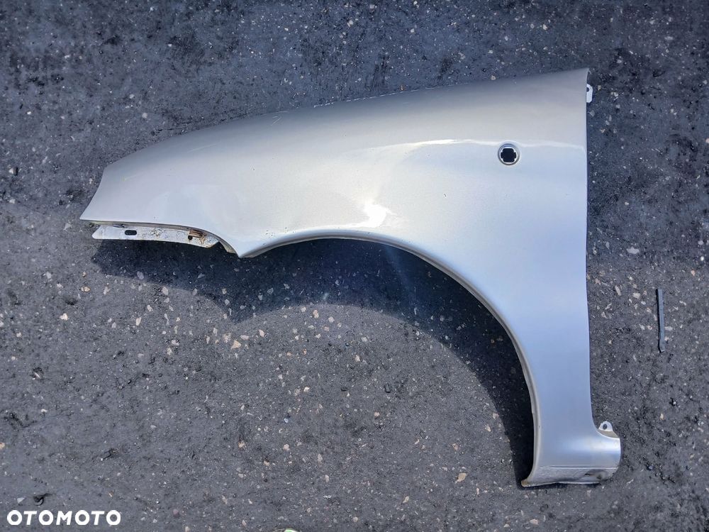 Fiat Seicento Błotnik lewy kod lakieru 647 - 1