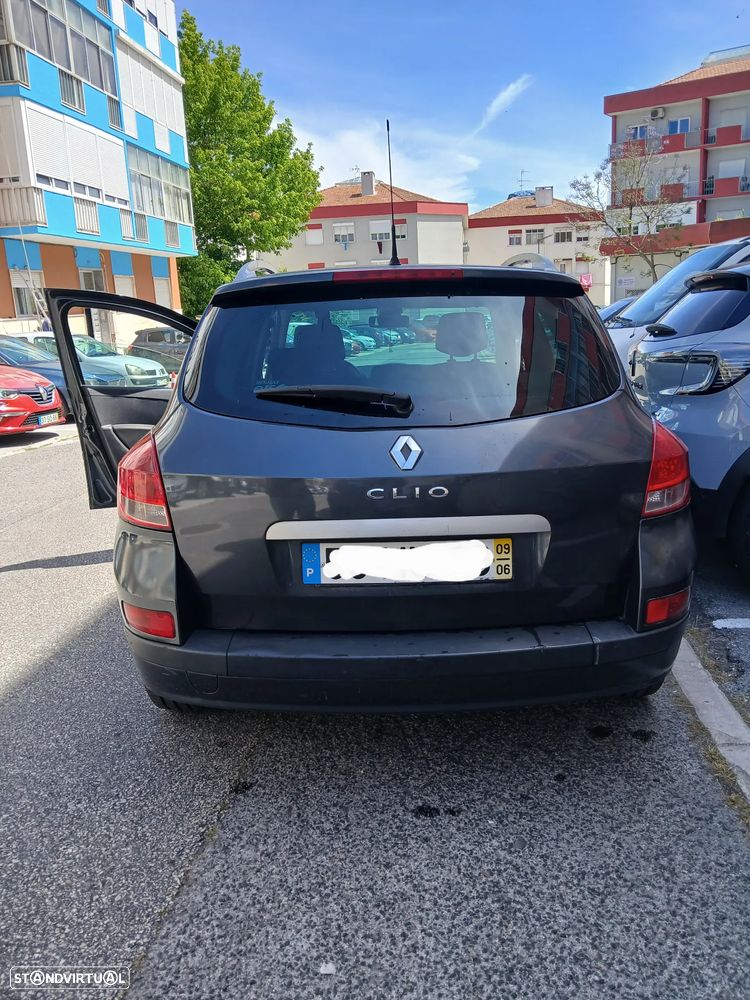 Renault Clio - 14
