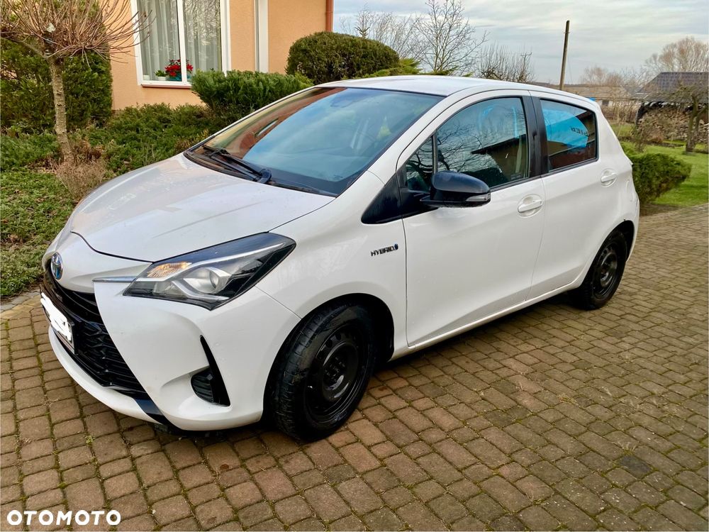 Toyota Yaris Hybrid 100 Active - 2