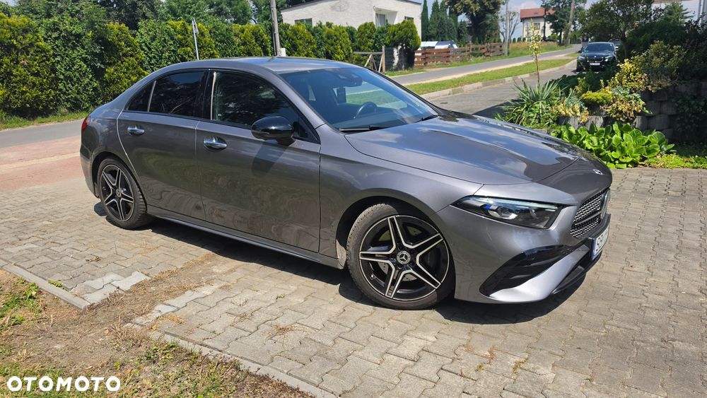 Mercedes-Benz Klasa A 220 d AMG Line 8G-DCT - 37