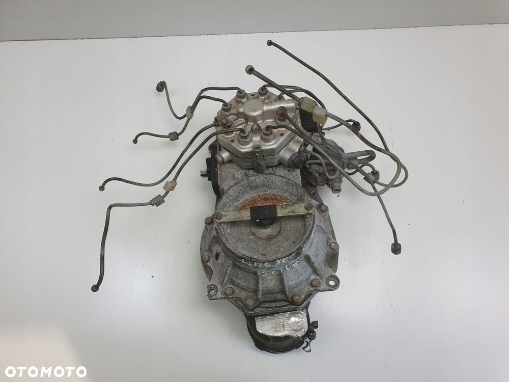 Mercedes W126 C126 5.6 V8 560 SEC ROZRZIELACZ PALIWA 0438101018 0438121037 - 2