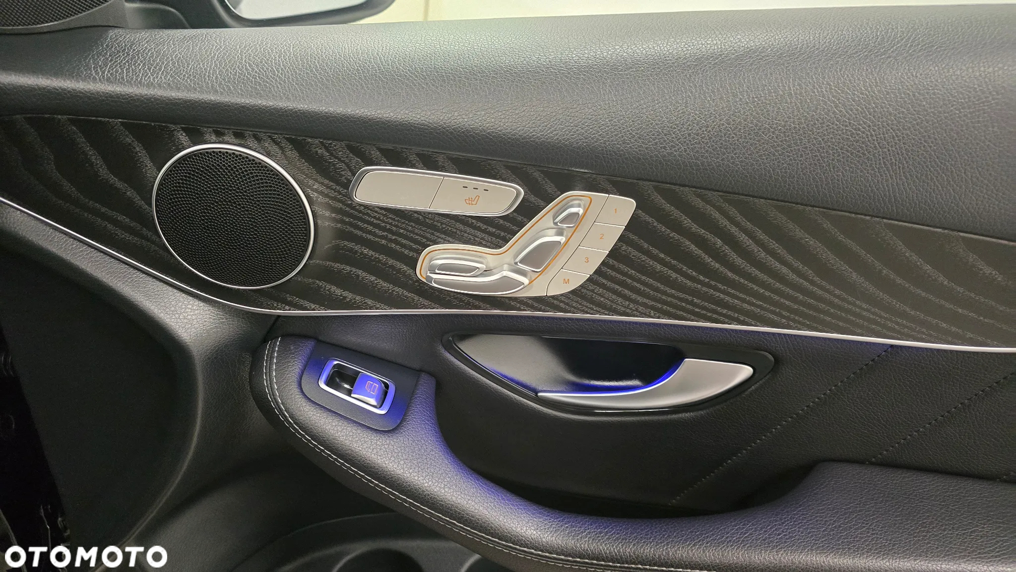 Mercedes-Benz GLC 300 de 4Matic 9G-TRONIC AMG Line - 21