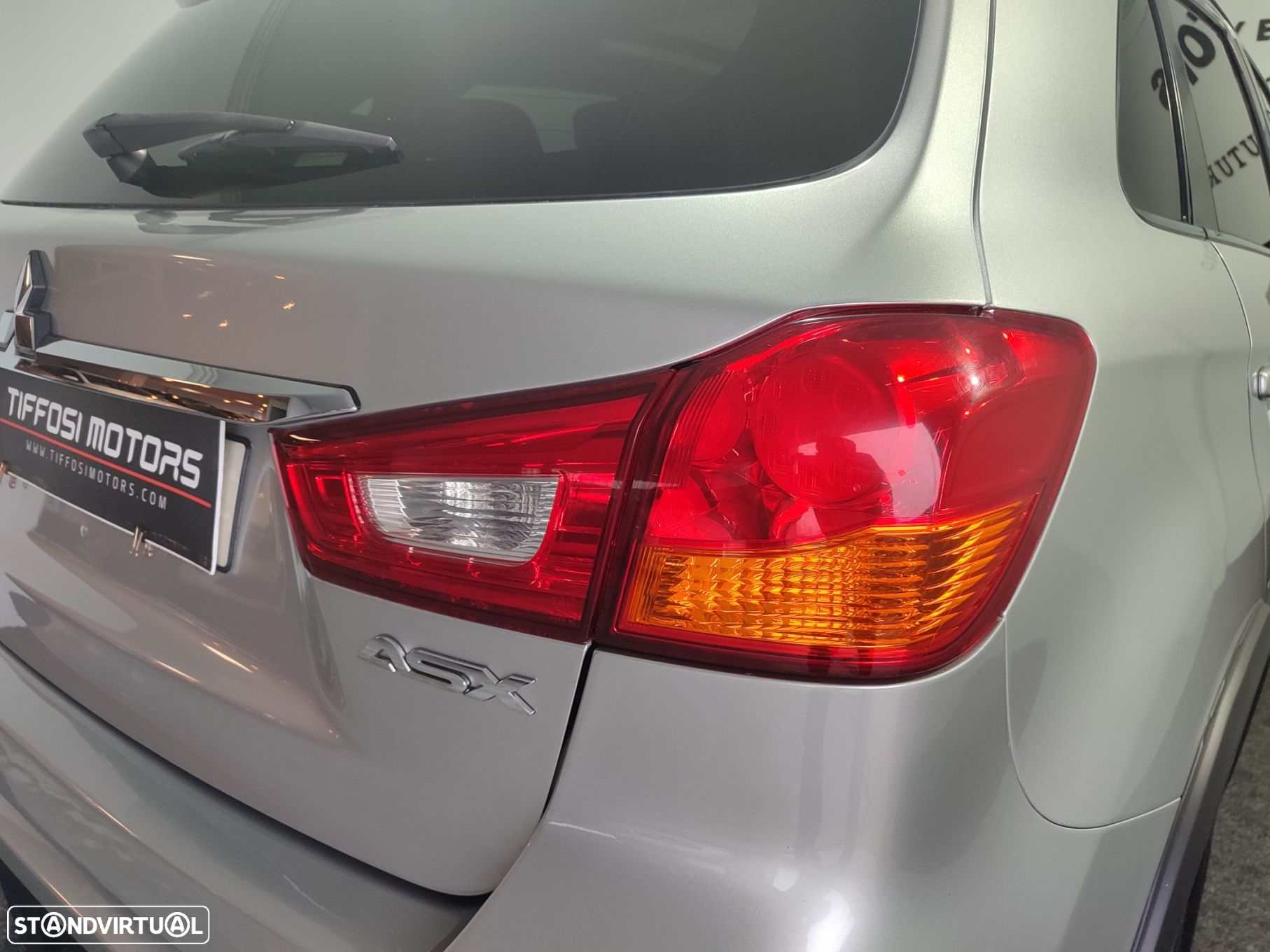 Mitsubishi ASX 1.6 DI-D Instyle Connect Edition - 10