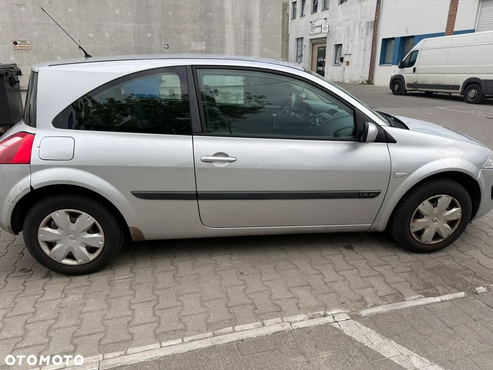 Renault Megane 1.4 16V Expression - 4