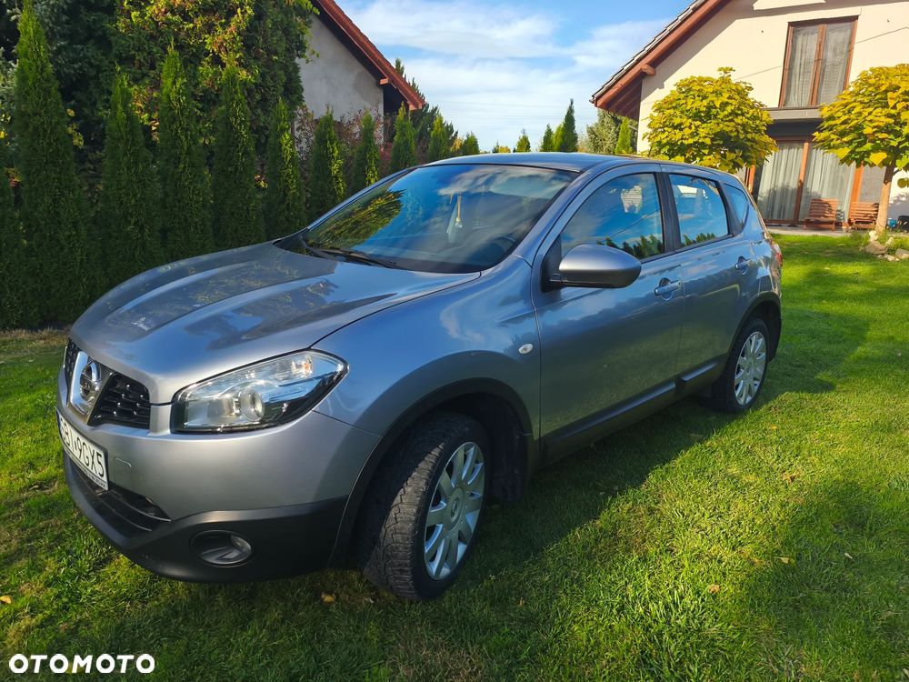 Nissan Qashqai - 1