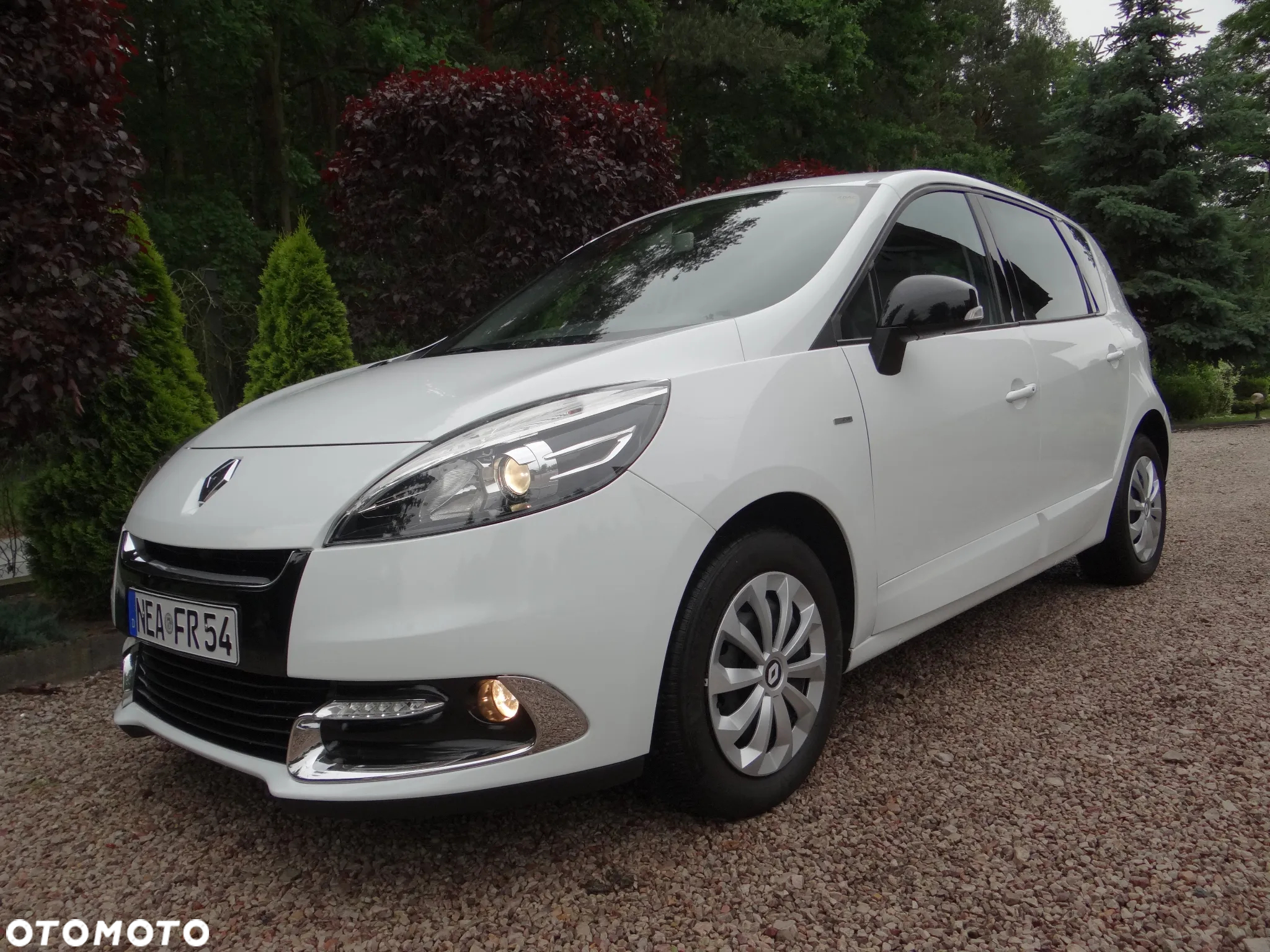 Renault Scenic dCi 110 EDC Bose Edition - 4