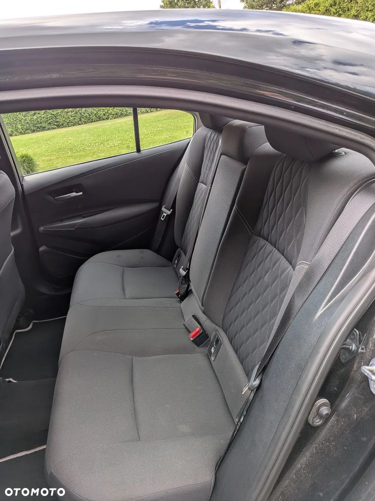 Toyota Corolla 1.8 Hybrid Active - 13
