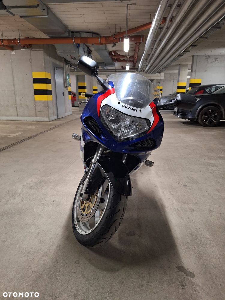 Suzuki GSX-R - 2