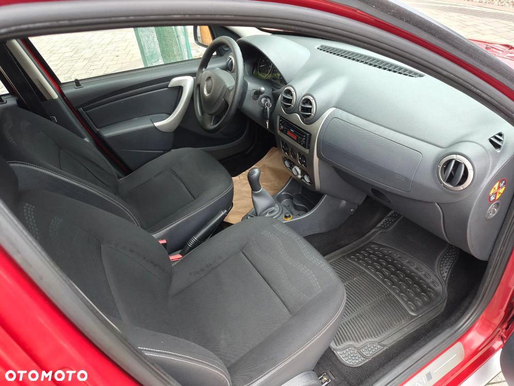 Dacia Sandero Stepway 1.6 - 24