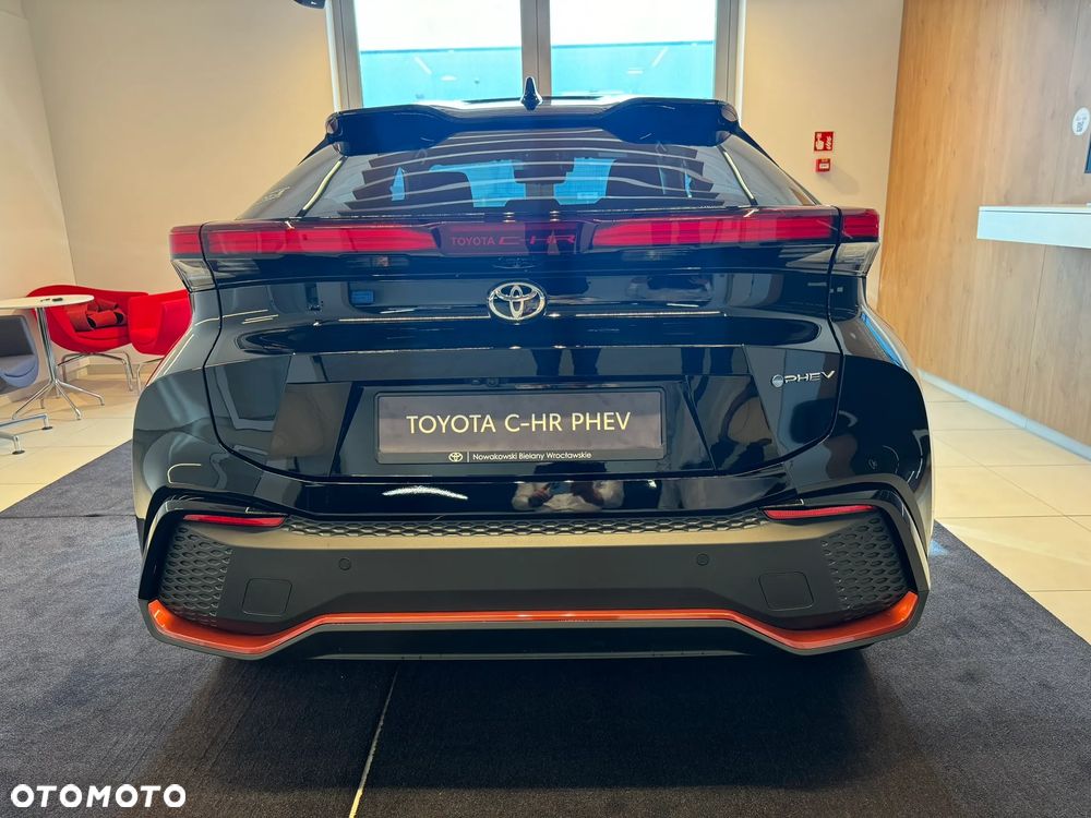 Toyota C-HR 2.0 PHEV Dynamic Force Tokyo Edition - 11