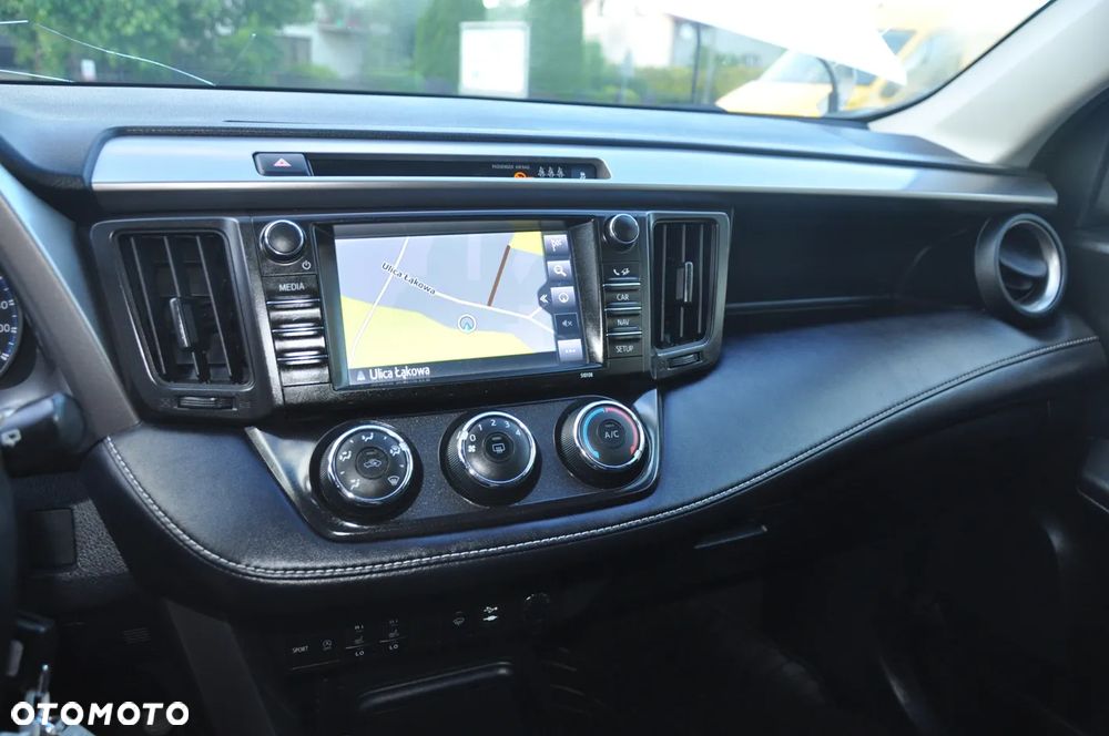 Toyota RAV4 2.0 4x4 Start&Stop Executive - 21