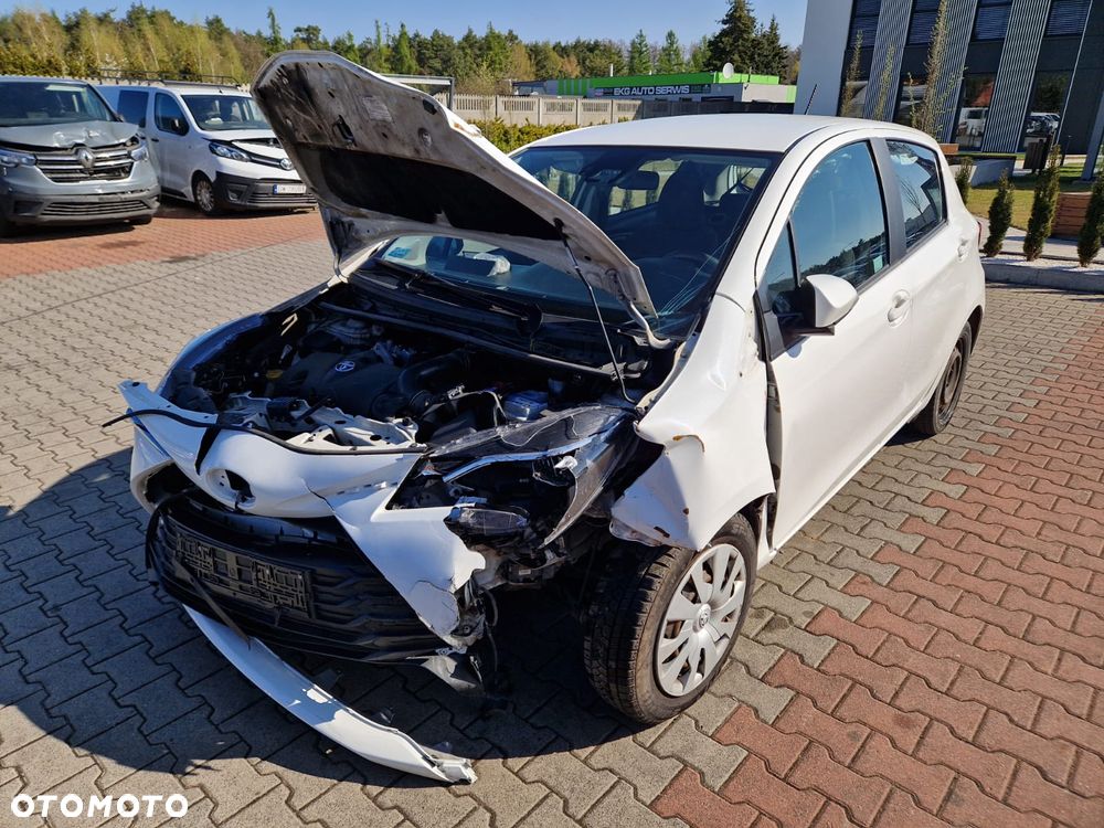 Toyota Yaris 1.5 Active - 9