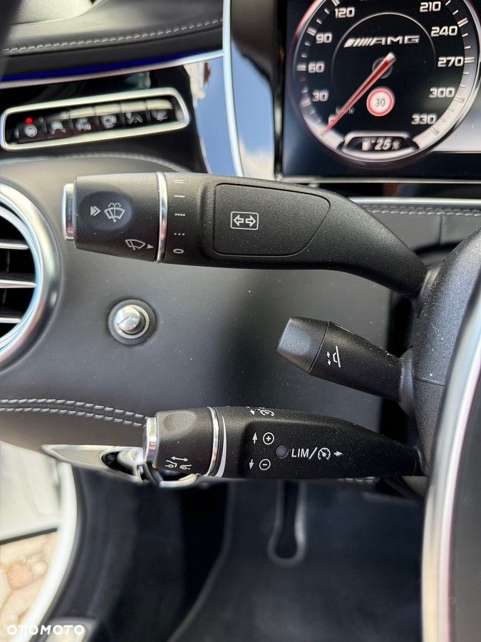 Mercedes-Benz Klasa S 63 AMG - 21