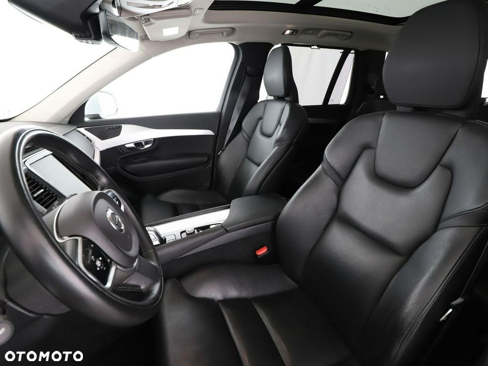 Volvo XC 90 T8 AWD Twin Engine Geartronic Momentum - 14