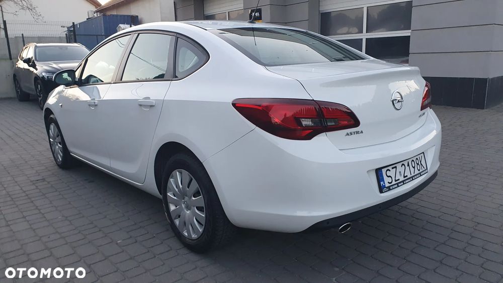 Opel Astra 1.4 T Energy EU6 - 15