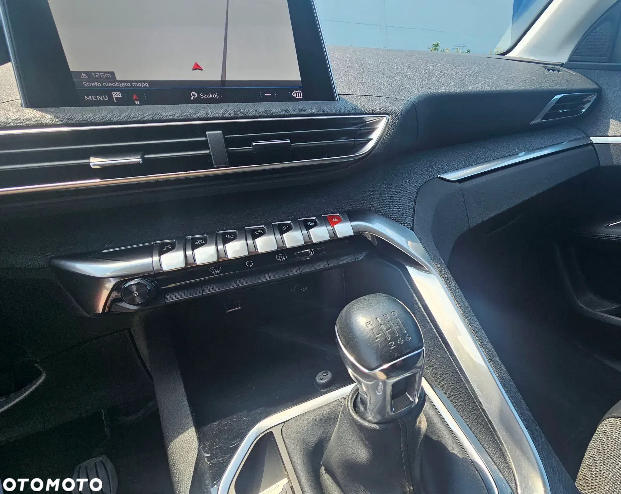Peugeot 3008 1.2 PureTech Allure S&S - 16