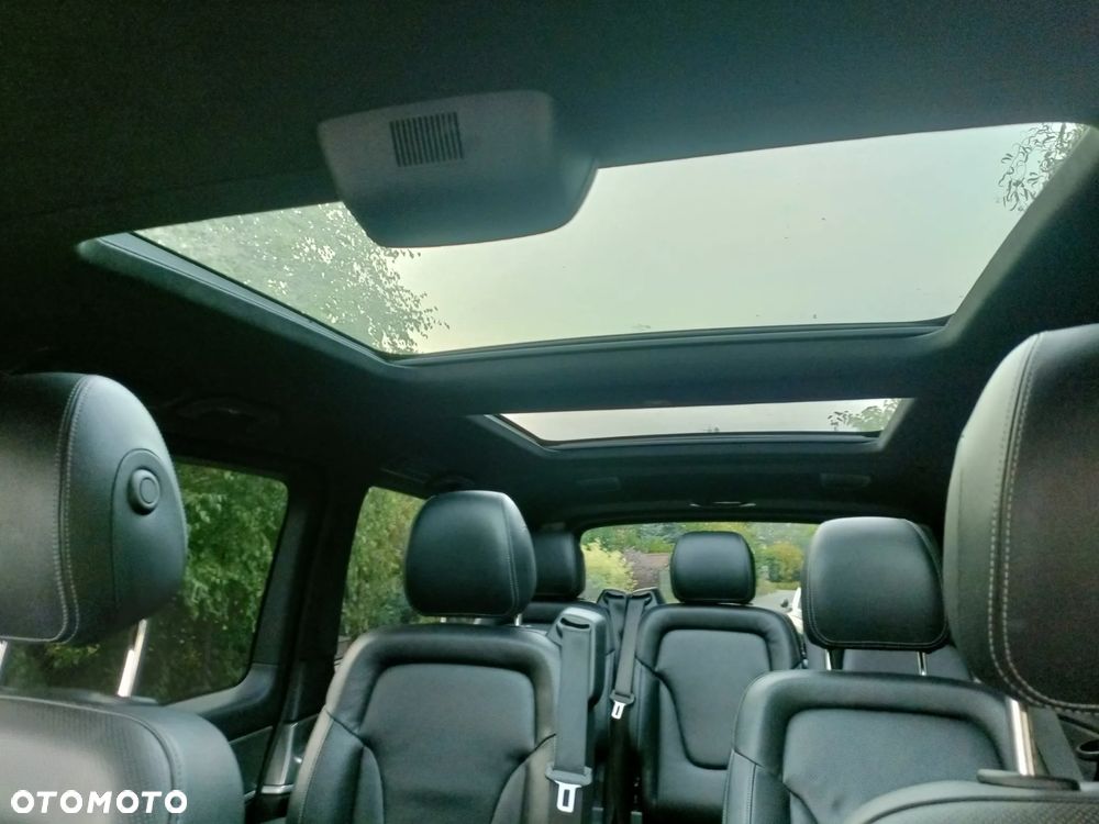 Mercedes-Benz Klasa V - 10