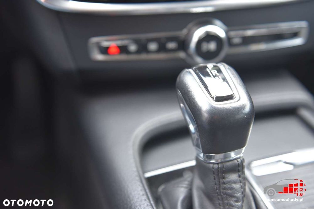 Volvo V90 T5 Momentum - 29