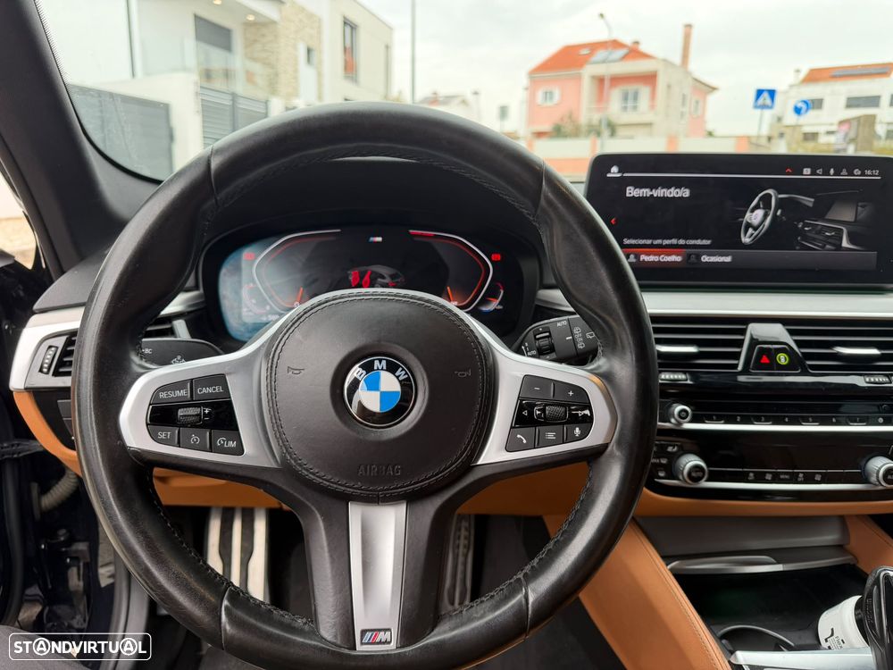 BMW 520 d Pack M Auto — fotografia 14
