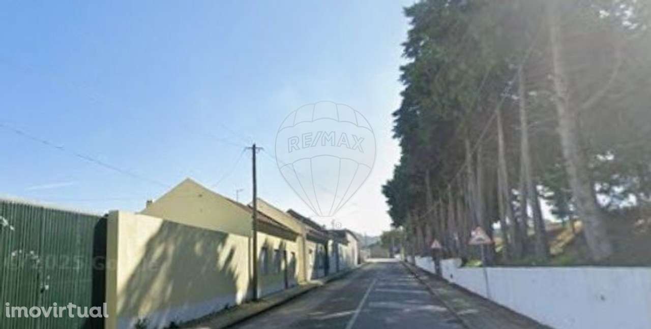 Moradia T2 para venda - Grande imagem: 2/5