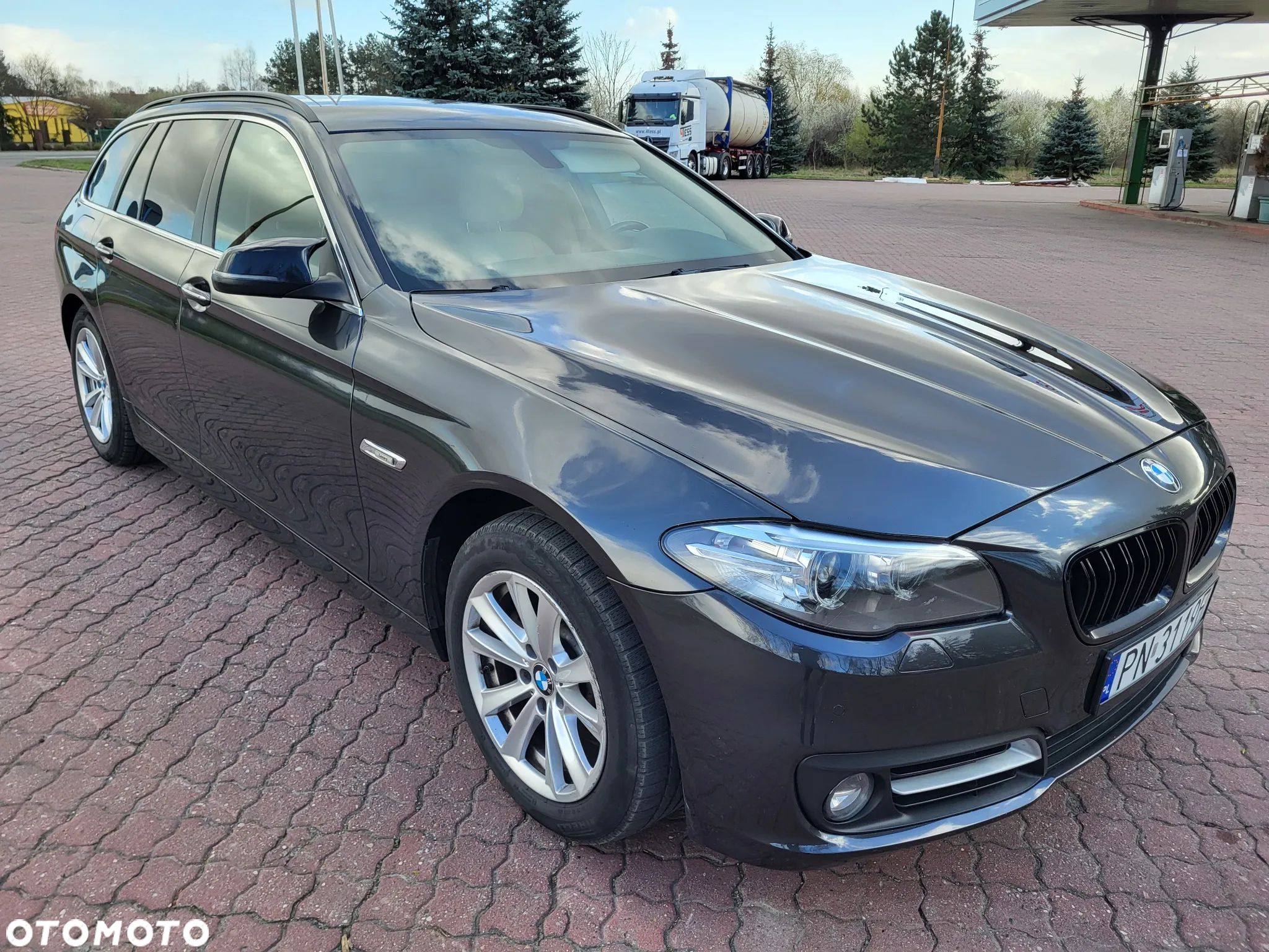 BMW Seria 5 518d Touring Luxury Line - 1