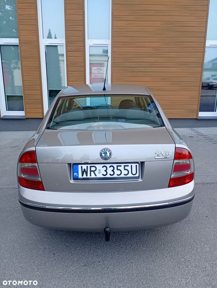 Skoda Superb 2.0 TDI DPF Platinum - 12