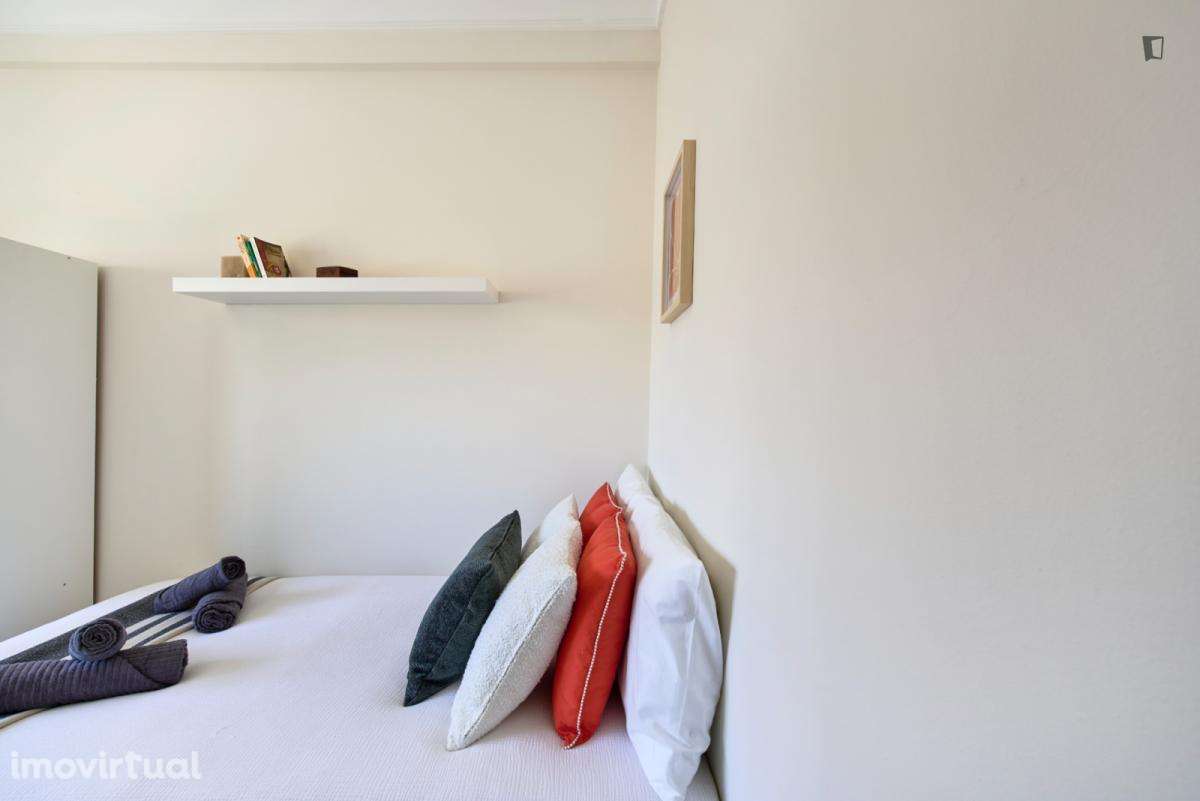 Quarto - localizado em Alvalade Lisbon - Grande imagem: 4/40