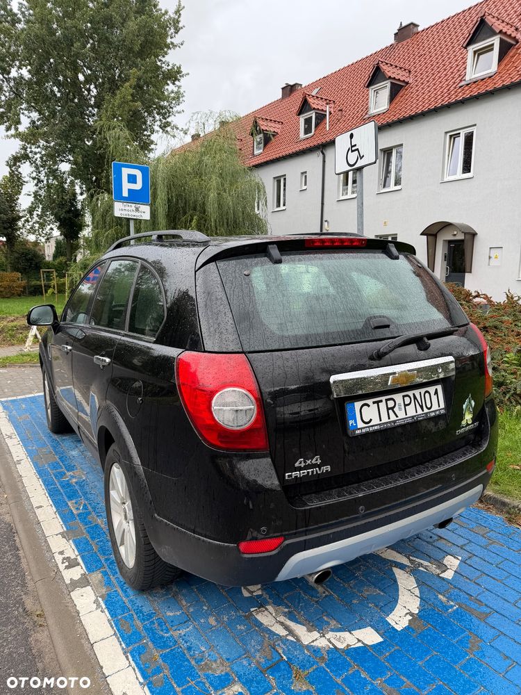 Chevrolet Captiva 2.0 d LT high - 3