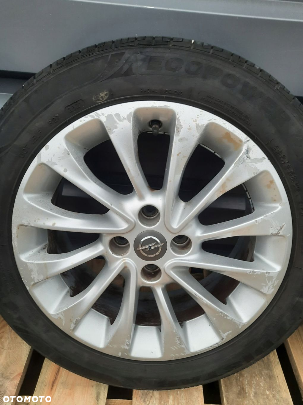 FELGI ALUMINIOWE Z OPONAMI OPEL CORSA E 16 CALOWE - 3
