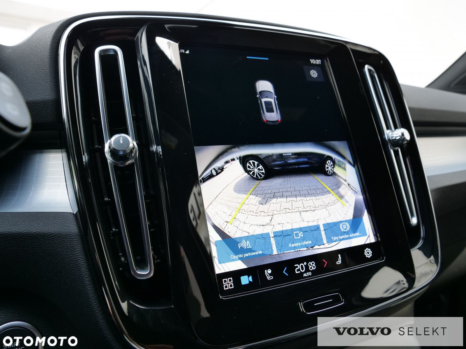 Volvo XC 40 - 23
