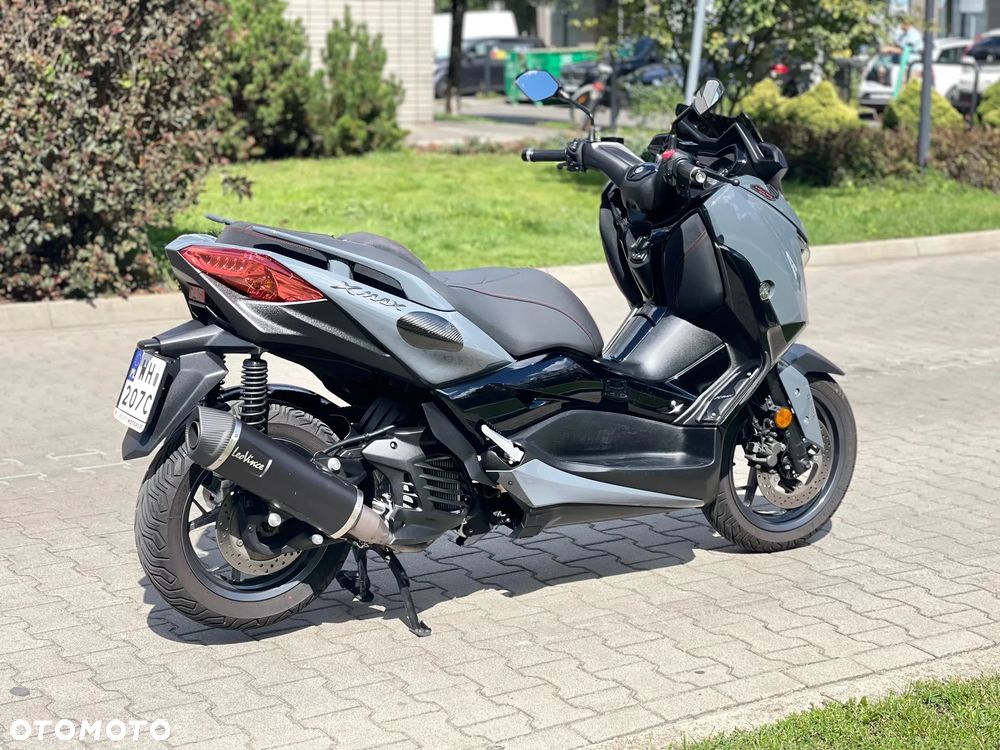 Yamaha X-max - 4