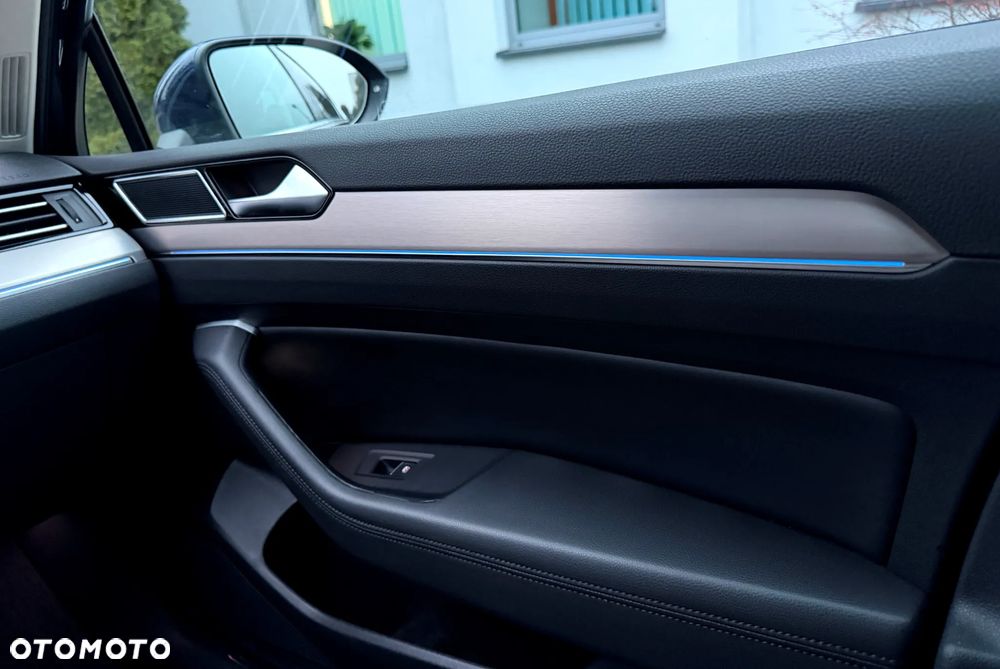 Volkswagen Passat 1.5 TSI EVO Highline DSG - 31