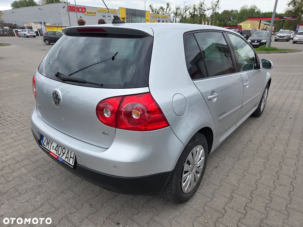 Volkswagen Golf 1.6 United - 28