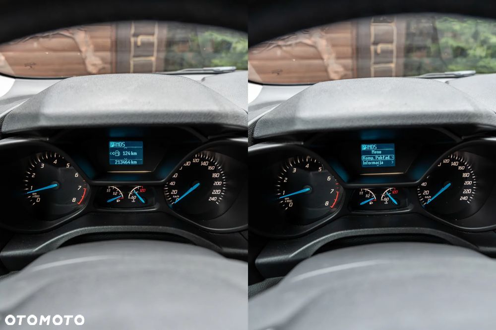 Ford Tourneo Connect Grand - 29