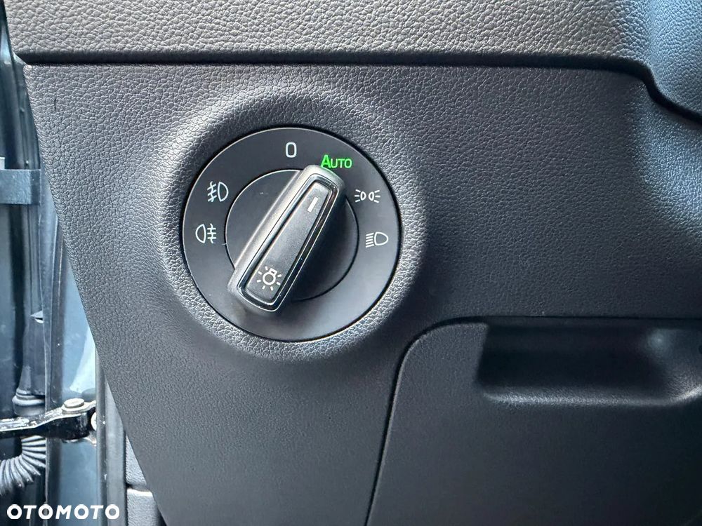 Skoda Karoq 1.0 TSI 4x2 Style DSG - 30