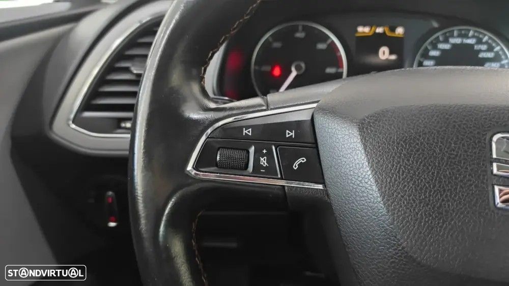 SEAT Leon X-Perience - 38