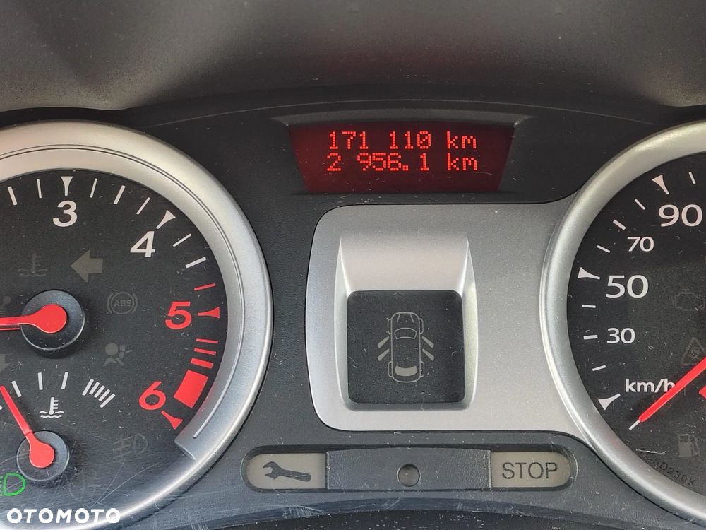 Renault Clio - 12