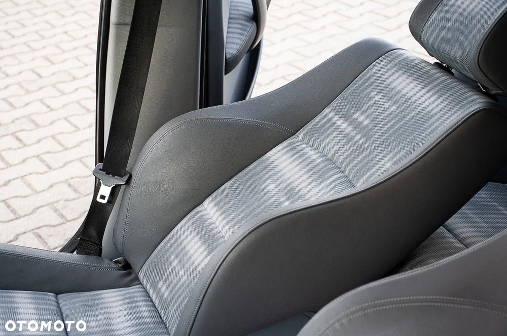 BMW Seria 1 130i - 20
