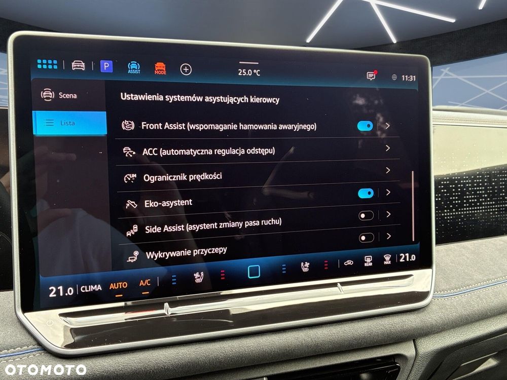 Volkswagen Tiguan - 20
