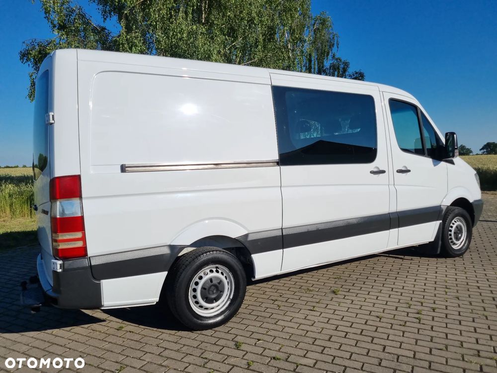 Mercedes-Benz Sprinter - 4