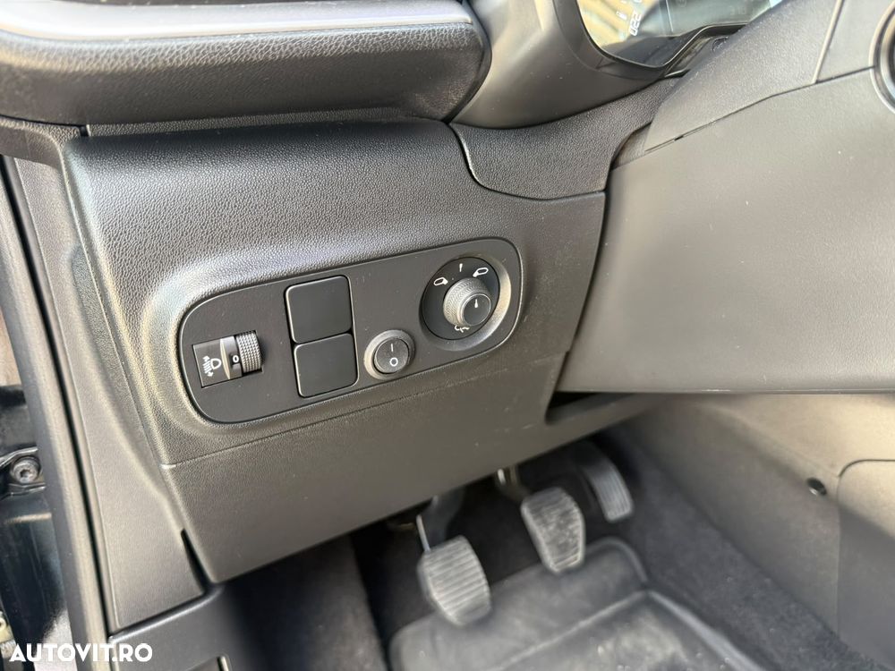 Citroën C3 1.2 PureTech S&S BVM5 Shine - 20