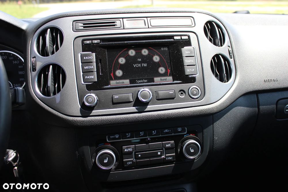 Volkswagen Tiguan 2.0 TDI 4Mot Perfectline R-Style DSG - 29
