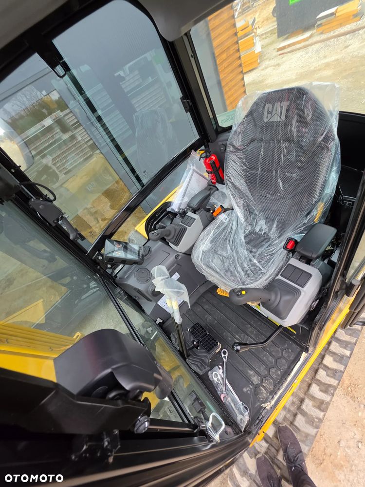 Caterpillar 302.7 CR - 10