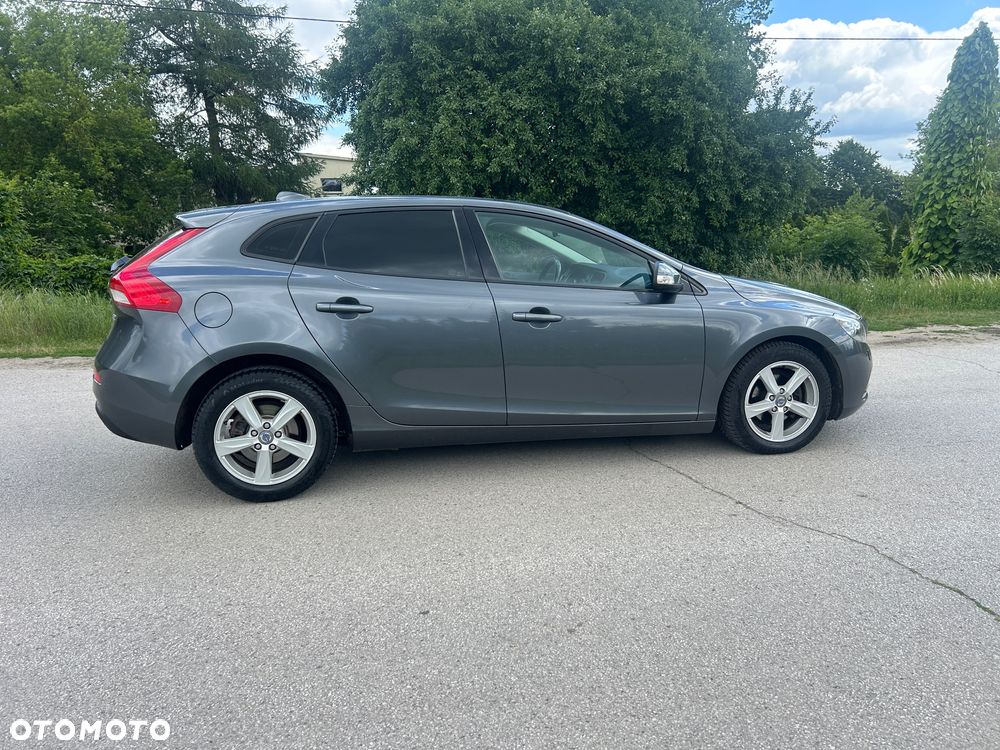 Volvo V40 D2 You - 15