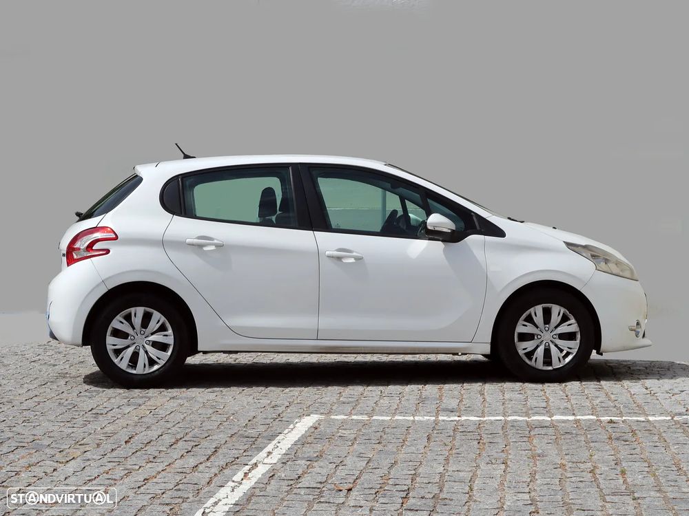 Peugeot 208 1.4 HDI Business - 9