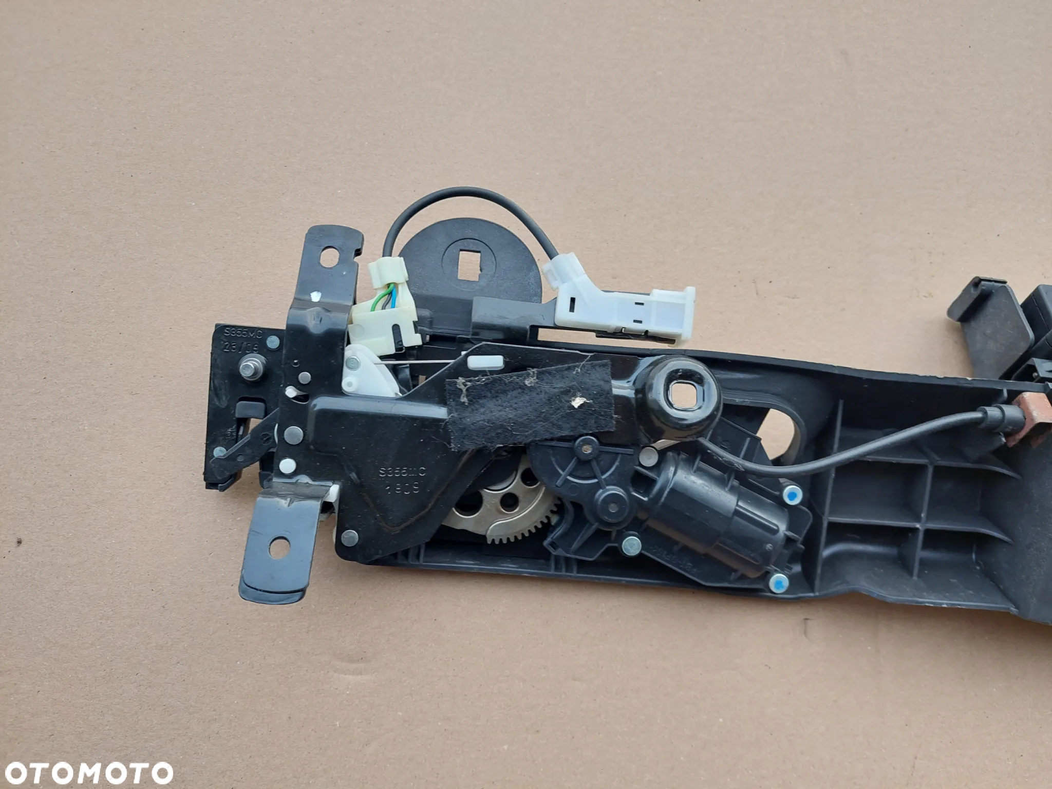BMW 3 E93 CABRIO MECHANIZM KLAPY ZAMEK BAGAŻNIKA 7129214 RAF-AUTO CZEŚCI BMW - 7