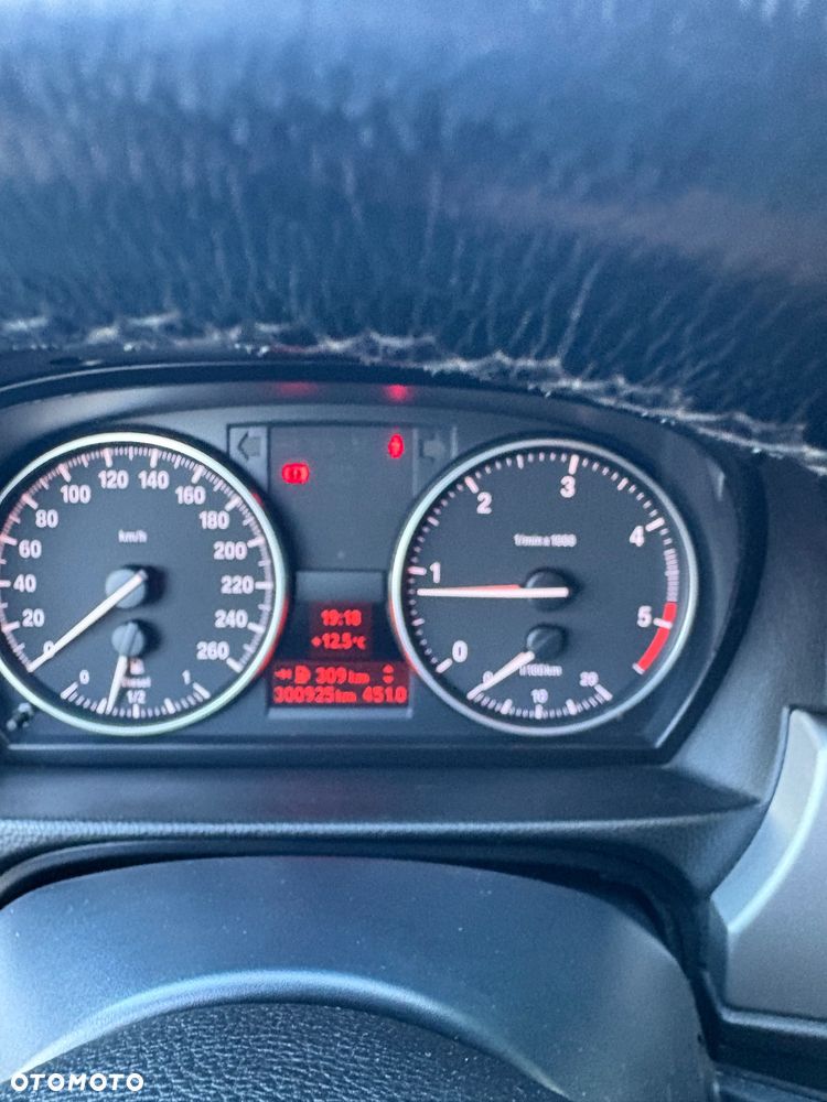 BMW Seria 3 320d DPF - 12