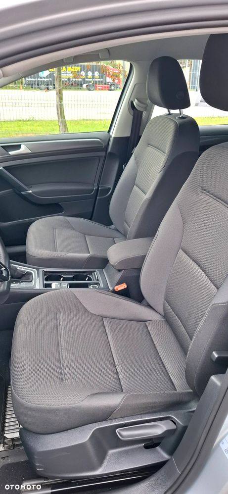 Volkswagen Golf 1.5 TSI BMT Comfortline DSG - 11