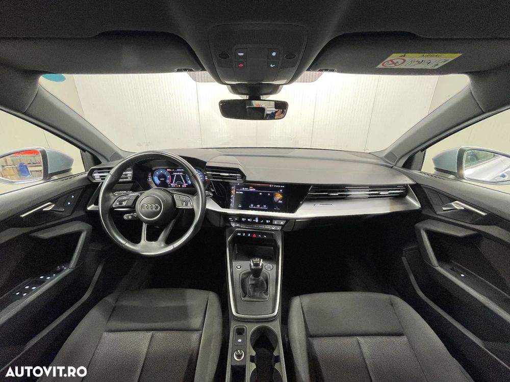 Audi A3 Sportback 2.0 30 TDI Advanced - 8