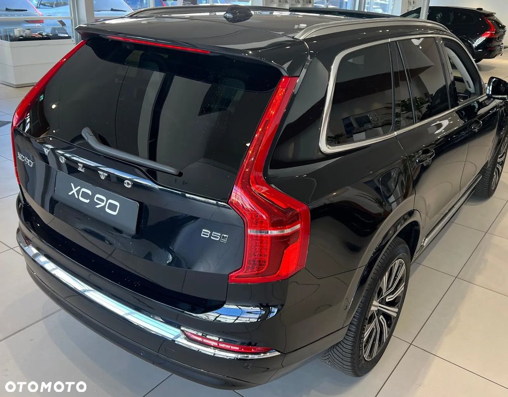 Volvo XC 90 B5 D AWD Ultimate Dark 7os - 14